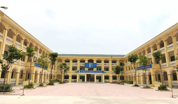 TRUONG TRUNG CAP TONG HOP DONG NAM A 