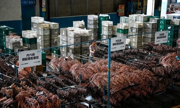 Đà hồi phục chững lại, Trung Quốc tung giải pháp hỗ trợ