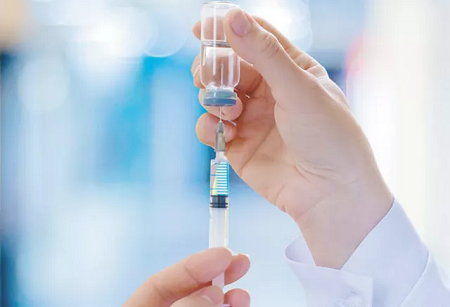 Bộ Y tế hoả tốc yêu cầu Y tế Hà Nội khẩn trương xác định nguyên nhân việc tiêm nhầm vaccine cho trẻ