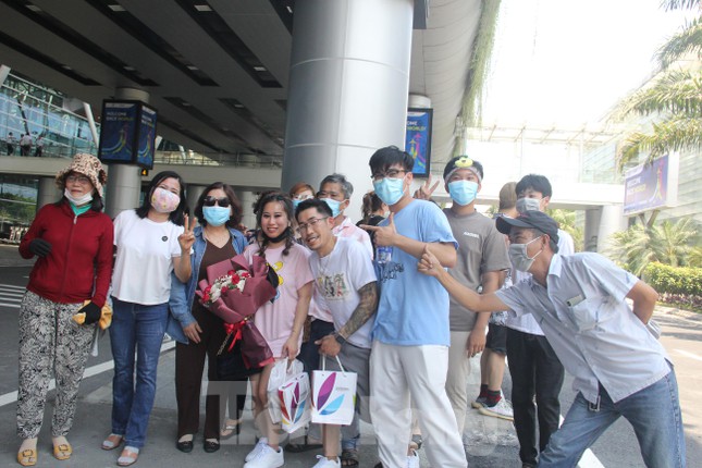 Du khách đến Huế, Đà Nẵng bị nhiễm COVID-19 cần làm gì để được hỗ trợ?