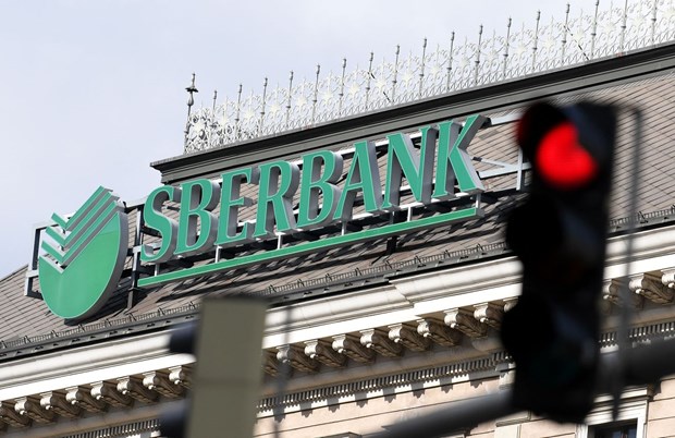 Ngân hàng lớn của Nga thông báo rút khỏi thị trường châu Âu
