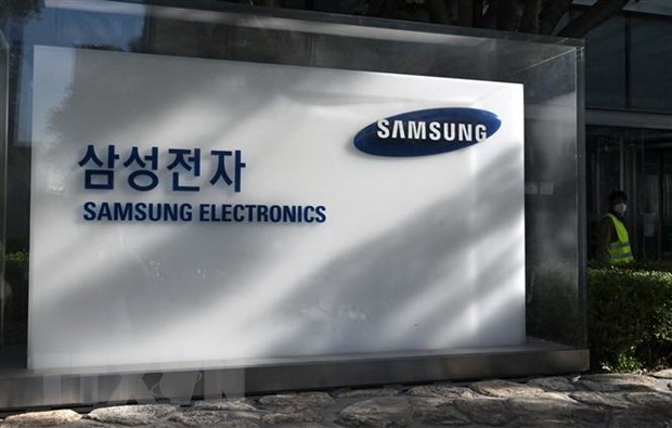 Samsung cắt giảm sản lượng chip sau khi lợi nhuận giảm 96% 