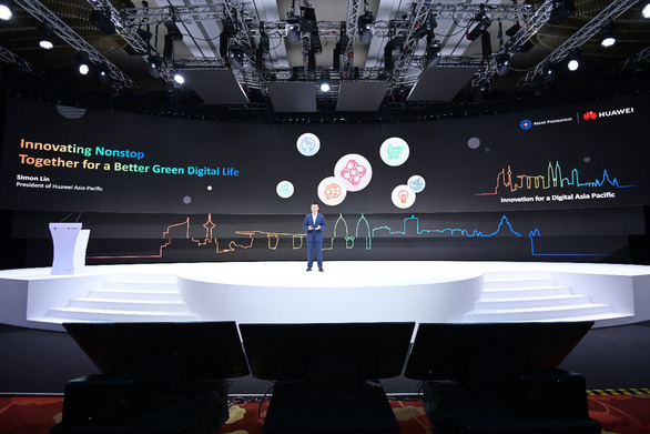 Huawei chia sẻ về xây dựng một khu vực ‘xanh và số hóa’