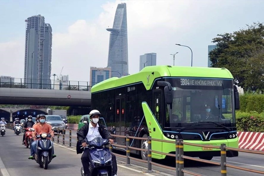 Tuyến xe buýt điện đầu tiên ở TPHCM hoạt động từ ngày 8.3