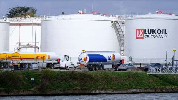 中國大量購買俄羅斯石油 減弱西方對俄制裁