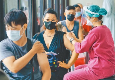 中國204萬人急著接種第2劑 等嘸莫德納 政府快催貨