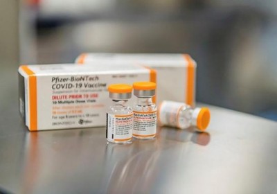 Để tránh tiêm nhầm lẫn, lọ vaccine Pfizer cho trẻ 5-11 tuổi đóng nắp màu cam