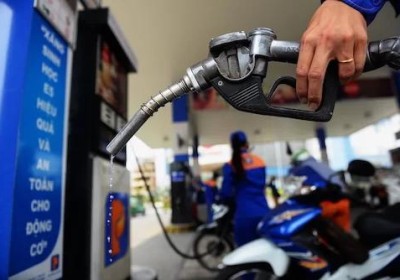 出售劣質汽油單位被罰２億元