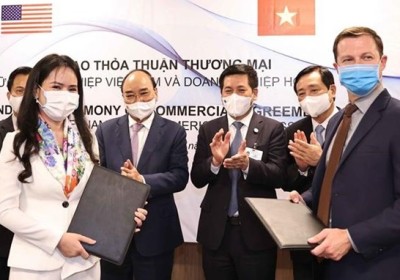 越南T&T 集團與美國夥伴簽署可再生能源領域合作諒解備忘錄