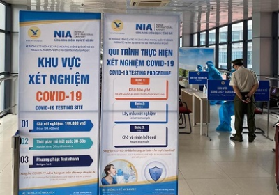 Dừng dịch vụ test nhanh COVID-19 cho khách tại sân bay Nội Bài
