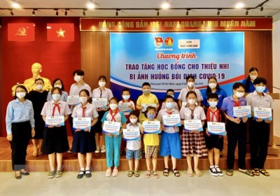 Thành phố Hồ Chí Minh hỗ trợ học sinh bị ảnh hưởng bởi dịch COVID-19