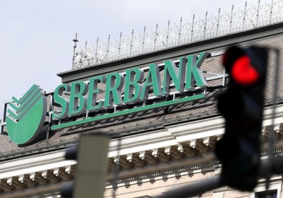Ngân hàng lớn của Nga thông báo rút khỏi thị trường châu Âu