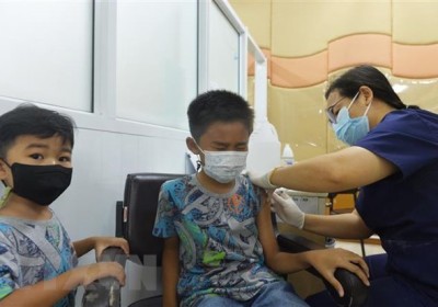 柬埔寨為3至5歲兒童接種新冠疫苗 印尼計劃接種第四針疫苗