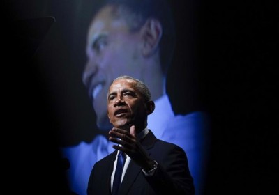 Cựu Tổng thống Mỹ Obama mắc COVID-19, khuyên người dân đi tiêm chủng